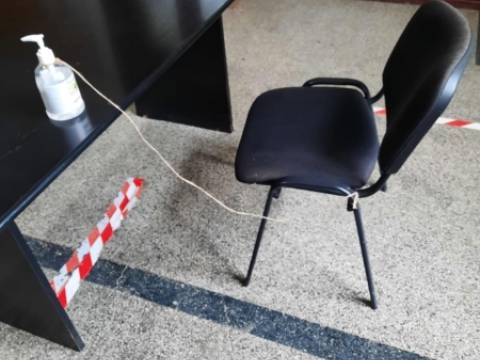 Ce fel de cont vrea să deschidă o tipă