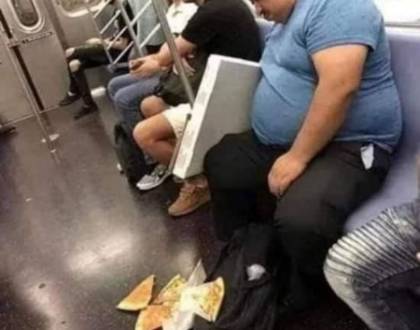 Bancul zilei - Ion a descoperit ce problema are un tren
