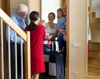 Ce vrea să servească de băut un oaspete
