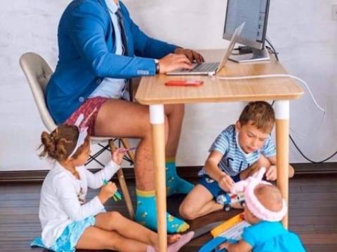 Cine este tatal copilului unei femei