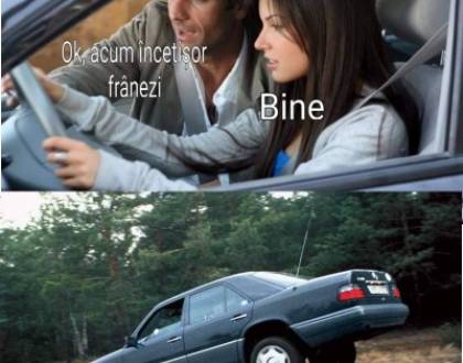 De ce o blondă nu vrea să semnalizeze c&acirc;nd merge cu mașina