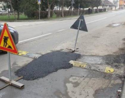 Vezi ispravile lui Dorel de la drumuri si poduri